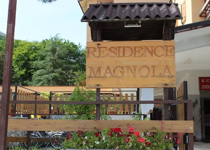 Fiocco Di Neve, Residence Magnola